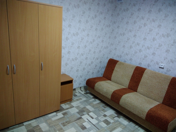 
  Сдам в аренду 2-комнатную квартиру, 50 м², Красноярск

. Фото 3.