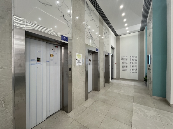 
   Продам 2-комнатную, 56 м², Свободный пр-кт, 66р

. Фото 2.