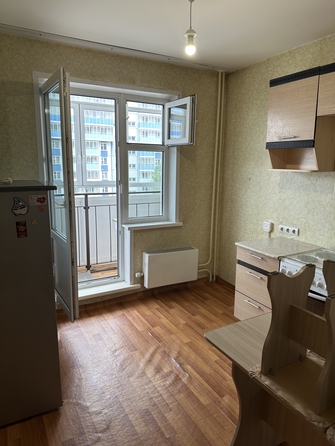 
   Продам 1-комнатную, 33 м², Карамзина ул, 24

. Фото 9.