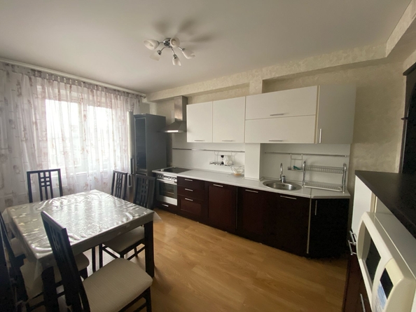 
  Сдам 3-комн. квартиру, 70 м², Молокова ул, д. 64
. Фото 5.