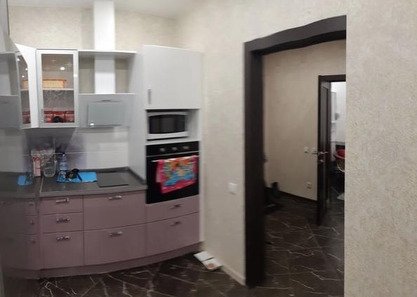 
  Продается 2-комн. квартира, 47 м², ЖК Белые Росы, дом 32
. Фото 4.
