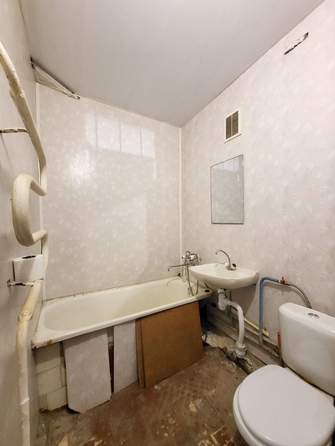 
  Продам 3-комн. квартиру, 56.6 м², Киренского ул, д. 7
. Фото 6.