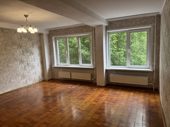 
  Продается 3-комн. квартира, 76 м², Семафорная ул, д. 251
. Фото 3.
