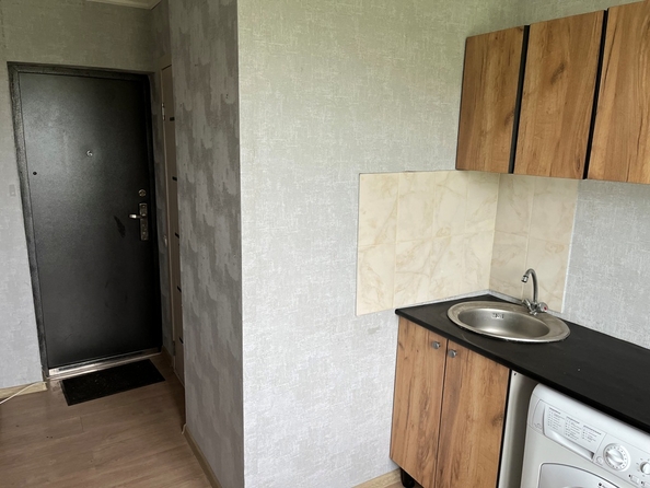 
  Продам комната, 12.7 м², 60 лет Октября ул, д. 145
. Фото 7.