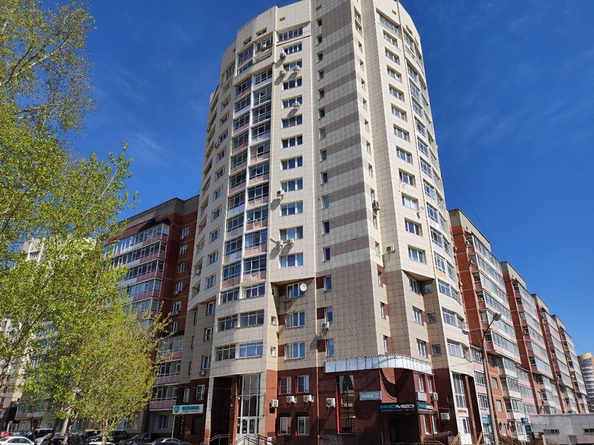 
  Продам 2-комн. квартиру, 61.6 м², Алексеева ул, д. 22
. Фото 1.