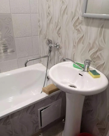 
  Сдается 1-комн. квартира, 40.7 м², 4-й мкр
. Фото 6.