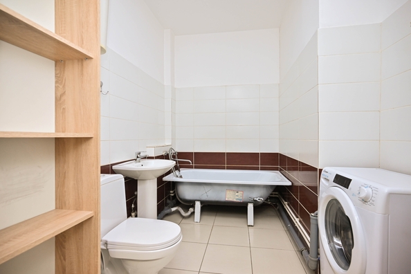 
  Продам 1-комн. квартиру, 43.1 м², ЖК Покровский, 3 мкр дом 15
. Фото 5.