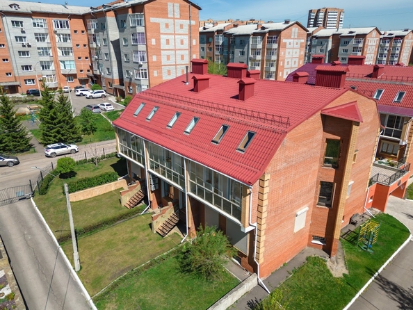 
  Продам таунхаус, 272 м², Красноярск
. Фото 2.