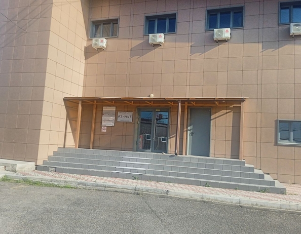 
  Сдается торговая площадь, 208.7 м², Северное шоссе, д. 7в/2
. Фото 2.