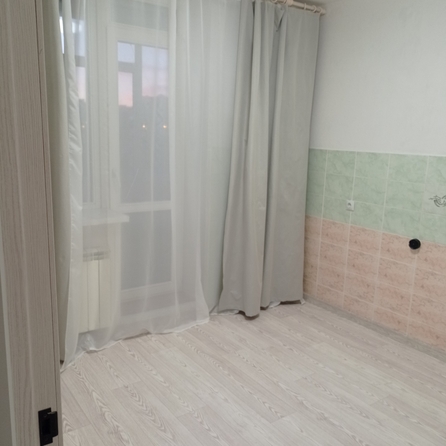 
  Продам 1-комн. квартиру, 42 м², Алексеева ул, д. 27
. Фото 14.