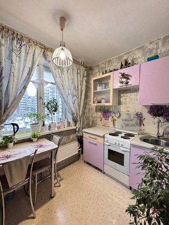 
  Продам 1-комн. квартиру, 27.3 м², Менжинского ул, д. 6
. Фото 7.