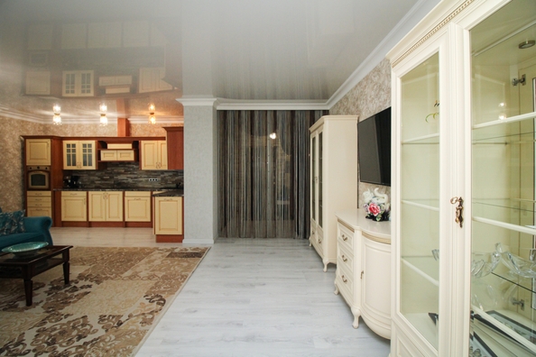 
  Продам 3-комн. квартиру, 126.4 м², Авиаторов ул, д. 39
. Фото 9.