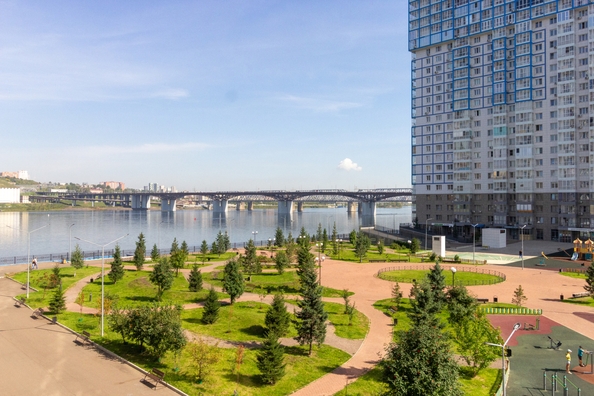 
  Продам 2-комн. квартиру, 56.3 м², ЖК Тихие зори, дом 2
. Фото 2.