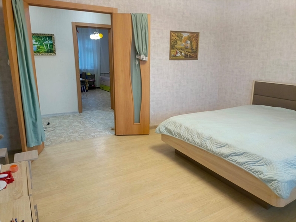 
  Продам 2-комн. квартиру, 55.1 м², Свердловская ул, д. 137
. Фото 8.