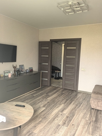 
  Продам 2-комн. квартиру, 54.4 м², 9 Мая ул, д. 15
. Фото 3.