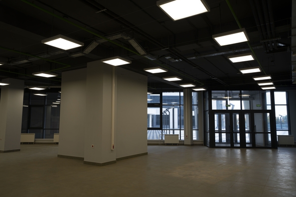
  Сдается офис, 1500 м², ЖК Адмирал, дом 2
. Фото 6.