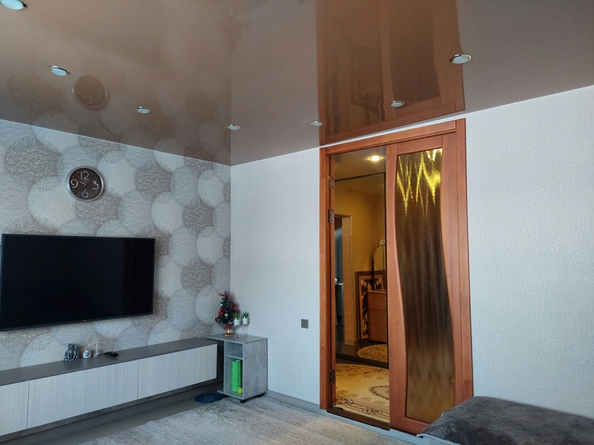 
  Продам 4-комн. квартиру, 81.3 м², Гвардейская ул, д. 8
. Фото 3.