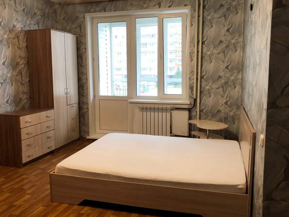 
  Сдам 1-комн. квартиру, 42 м², Карамзина ул, д. 14
. Фото 3.