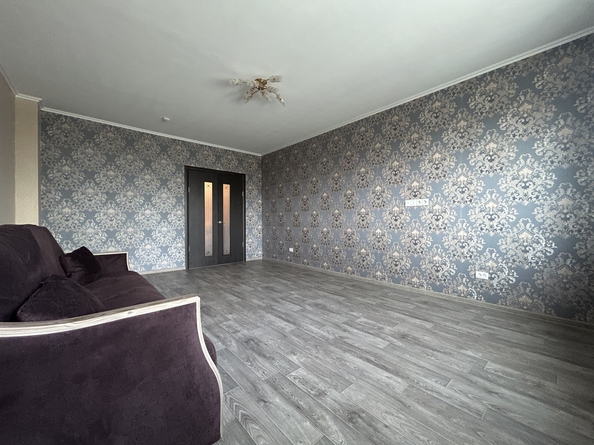 
  Продается 1-комн. квартира, 49.2 м², Микуцкого ул, д. 3
. Фото 3.