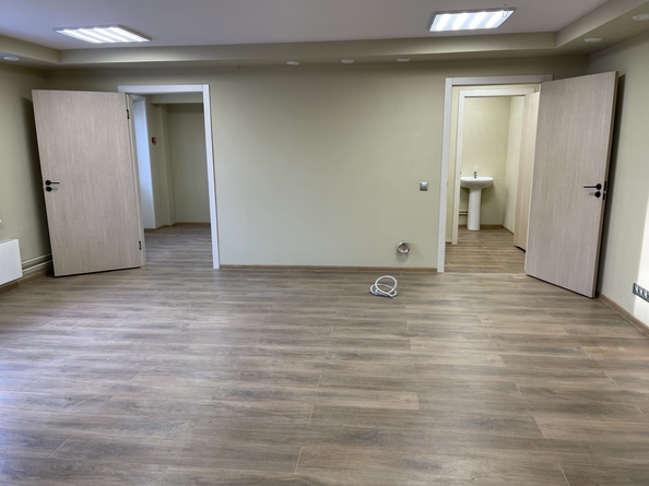 
  Сдам универсальное помещение 69 м², в ЖК Плодово-Ягодный, дом 1. Фото 10.