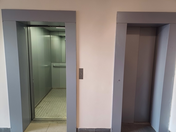 
  Продам 2-комн. квартиру 54.9 м², в ЖК Иннокентьевский, 3 микрорайон дом 5. Фото 33.