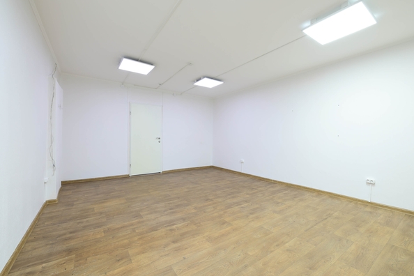 
  Сдам офис 37 м². Фото 2.