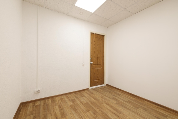 
  Сдам офис 48.5 м². Фото 4.