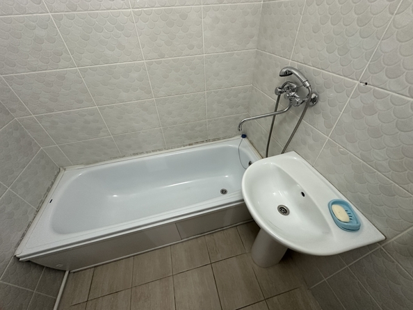 
  Продам 3-комн. квартиру 65.5 м², в ЖК Иннокентьевский, 3 мкр дом 6. Фото 15.