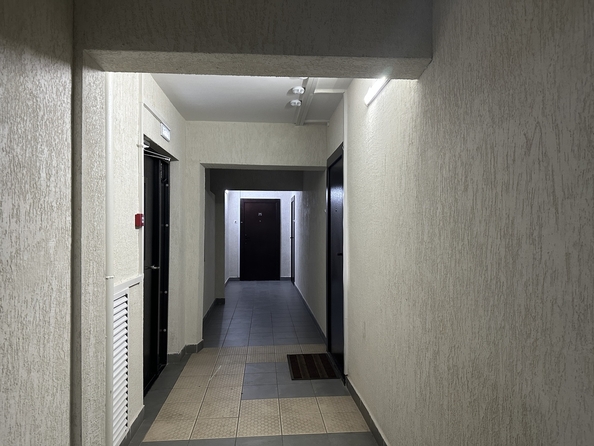
  Продам 3-комн. квартиру 65.5 м², в ЖК Иннокентьевский, 3 мкр дом 6. Фото 26.