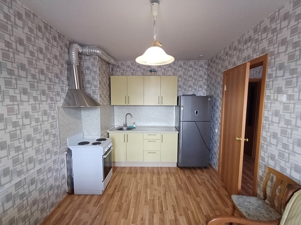 
  Сдам 1-комн. квартиру 38.5 м². Фото 2.