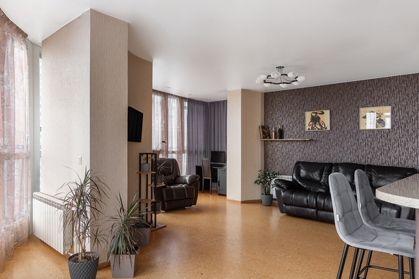 
  Продам 4-комн. квартиру 125 м², в ЖК Белые Росы, дом 1. Фото 5.