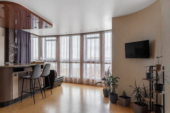 
  Продам 4-комн. квартиру 125 м², в ЖК Белые Росы, дом 1. Фото 2.