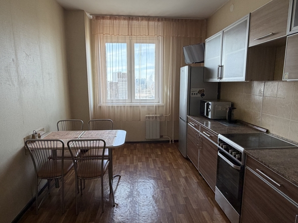 
  Продам 2-комн. квартиру 67 м². Фото 13.