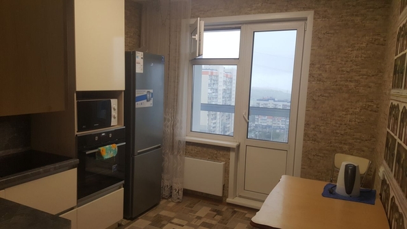 
  Сдам 1-комн. квартиру 37 м². Фото 7.