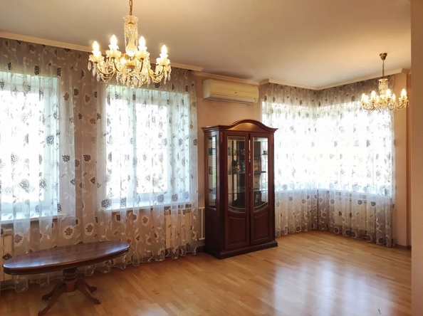 
  Продам 2-комн. квартиру 97.6 м². Фото 2.