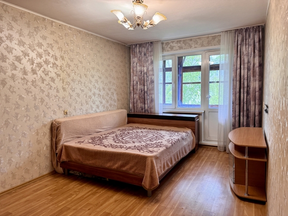 
  Продам 3-комн. квартиру 63.7 м². Фото 2.
