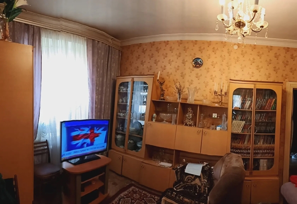 
  Продам 3-комн. квартиру 59.6 м². Фото 2.