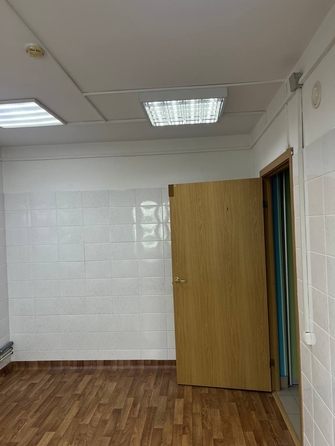 
  Продам универсальное помещение 116 м², в ЖК Зеленый городок, дом 8. Фото 12.