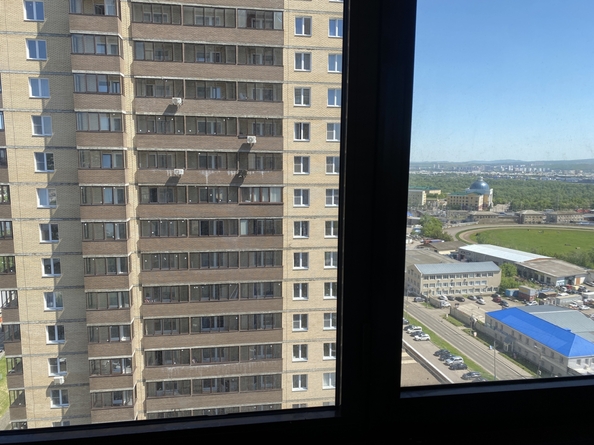 
  Продам 2-комнатный пентхаус 55.82 м², в ЖК АЭРО, дом 1. Фото 16.