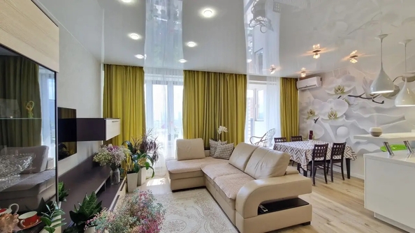 
  Продам 3-комн. квартира 90 м², в ЖК Взлетный, дом 1. Фото 2.