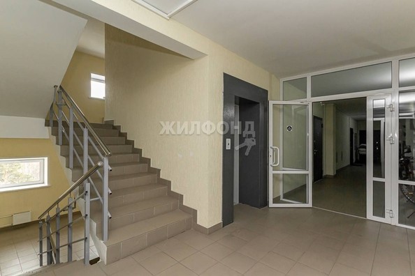 
   Продам 2-комнатную, 60 м², Змеиногорский тракт, 35А

. Фото 26.