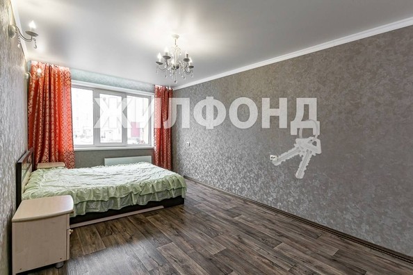 
   Продам 3-комнатную, 70.5 м², Малахова ул, 101

. Фото 4.
