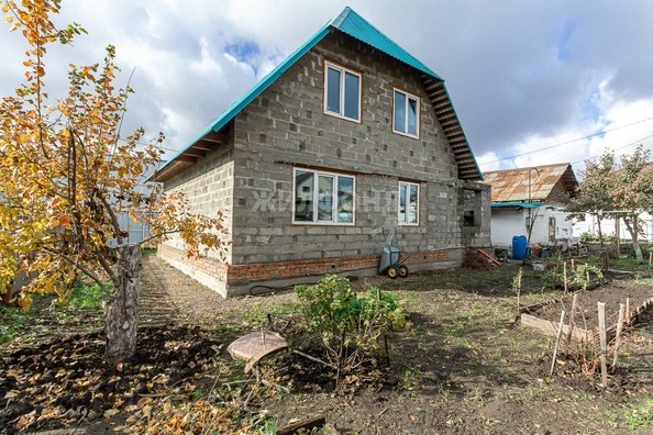
   Продам дом, 130 м², Барнаул

. Фото 2.
