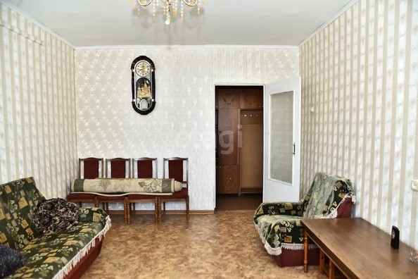 
   Продам 3-комнатную, 63.5 м², Льнокомбинат ул, 68/1

. Фото 19.