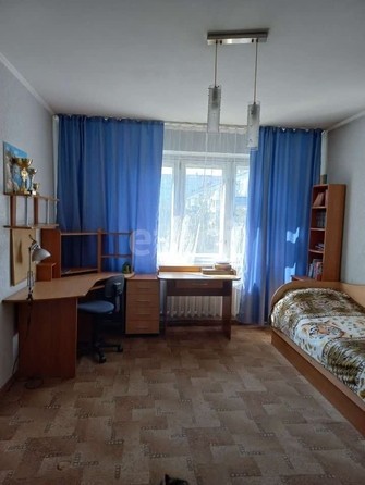 
   Продам 4-комнатную, 124.8 м², Коммунарский пер, 29

. Фото 3.