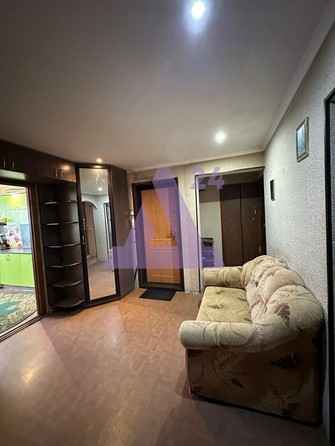 
   Продам 4-комнатную, 86 м², Георгия Прибыткова ул, 2/2

. Фото 3.