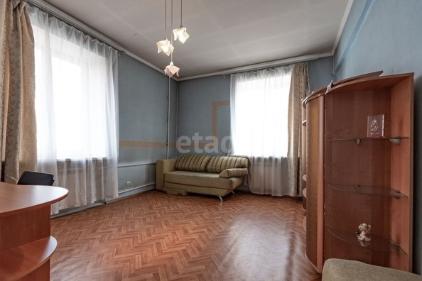
   Продам 4-комнатную, 99.3 м², Виктора Петрова ул, 18

. Фото 9.