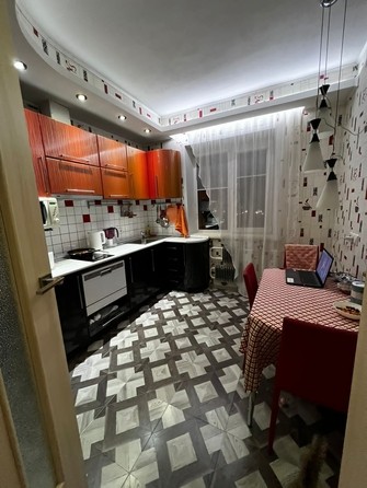
   Продам 1-комнатную, 40.2 м², Сергея Семенова ул, 17

. Фото 8.
