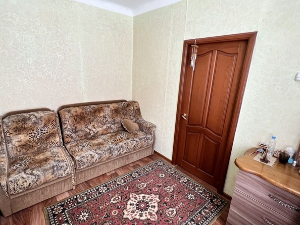 
   Продам 2-комнатную, 43.8 м², 40 лет Октября ул, 36/37

. Фото 6.