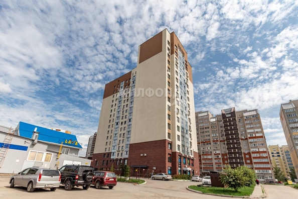 
   Продам 2-комнатную, 41.2 м², Взлетная ул, 2л

. Фото 23.